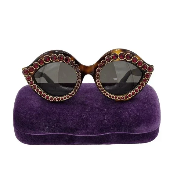 Gucci Crystal Lips Cat Eye Sunglasses m45596281777_1.jpg main image 4